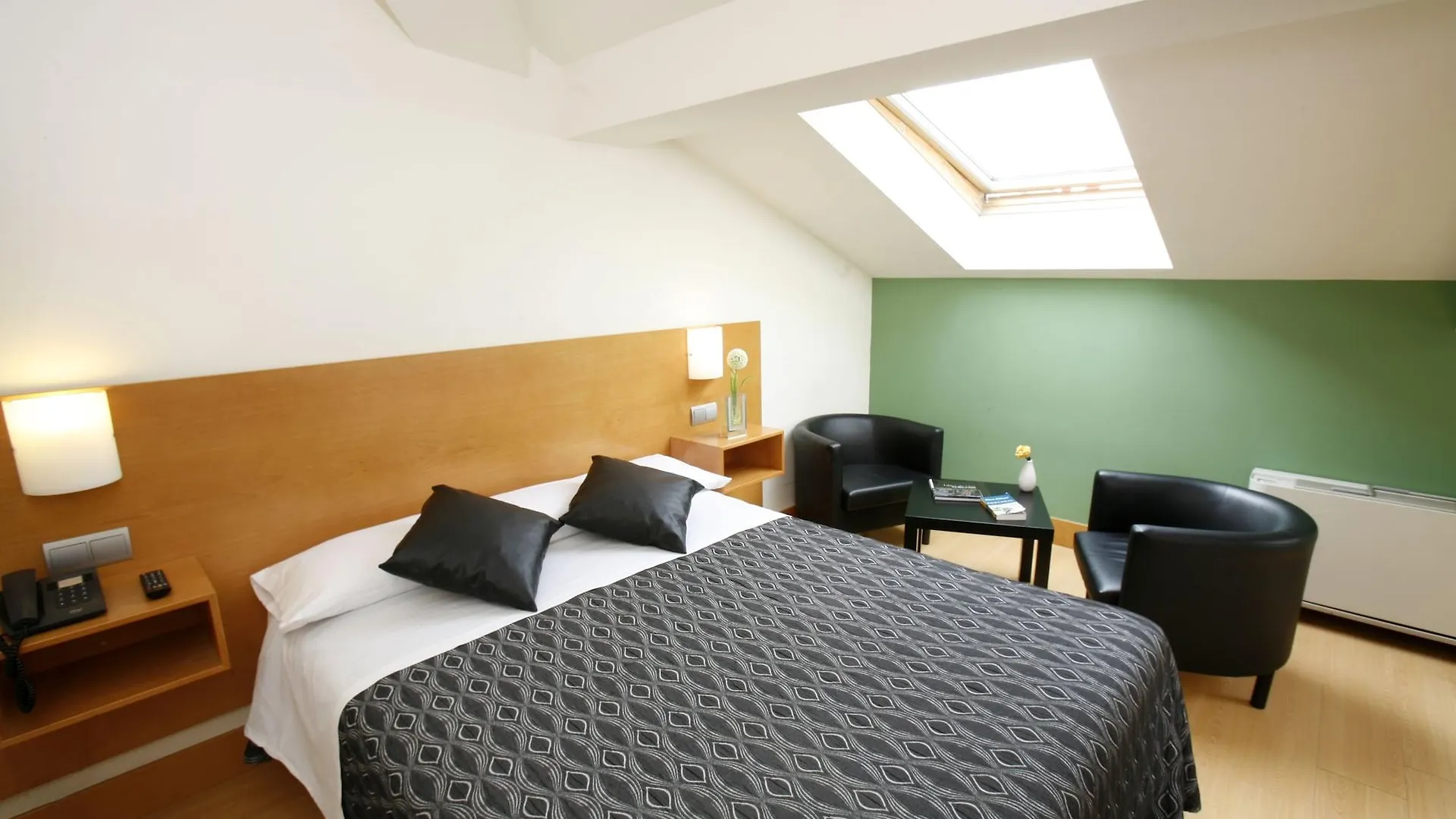 ** Hotel Room Select Bilbao Spain