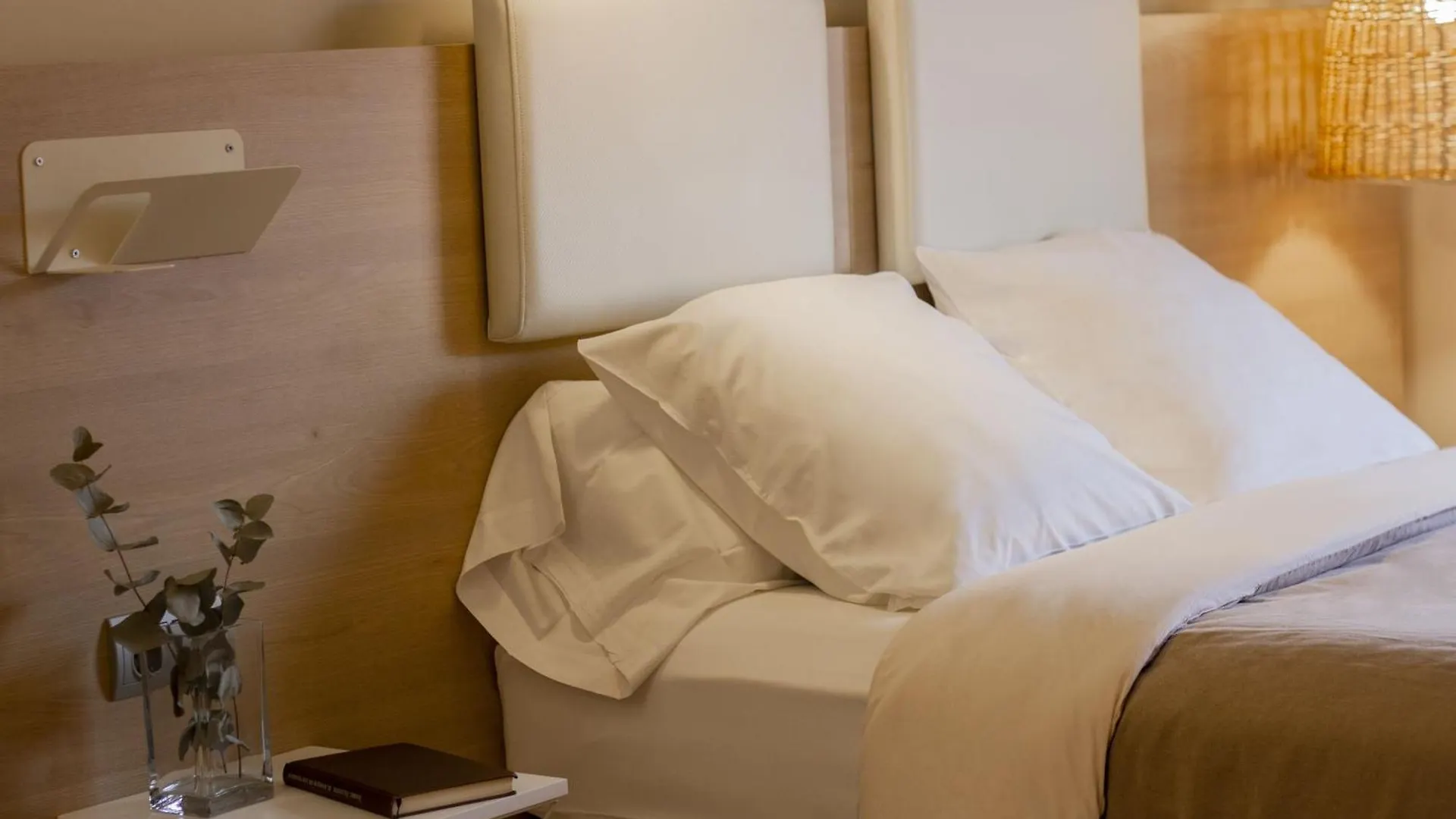 Hotel Bilbao Jardines