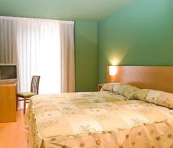 Hotel Bilbao Jardines