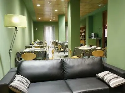 Hotel Bilbao Jardines España